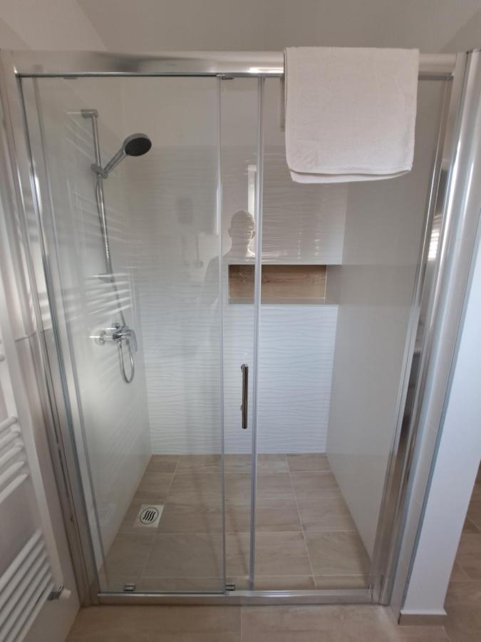 Apartment Studio Sole Ровин Екстериор снимка