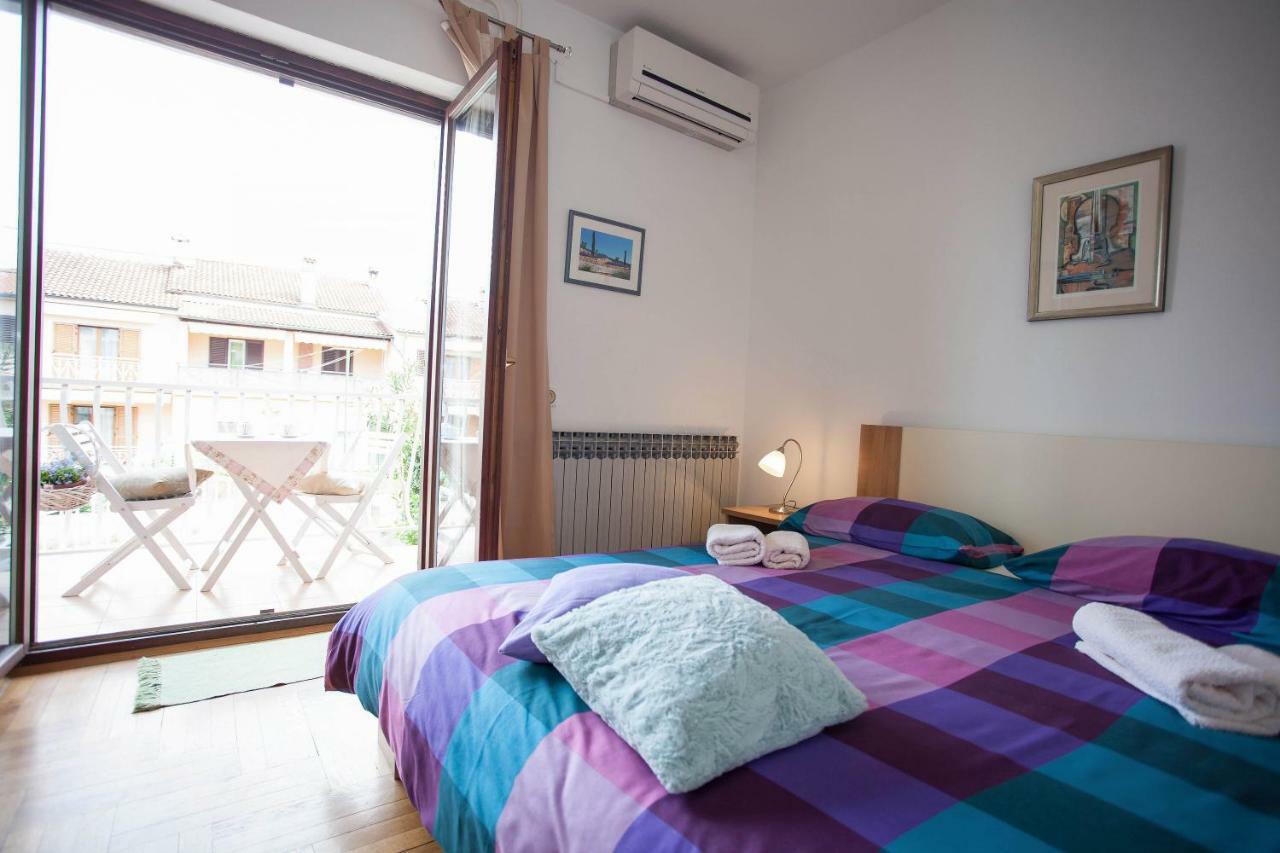 Apartment Studio Sole Ровин Екстериор снимка